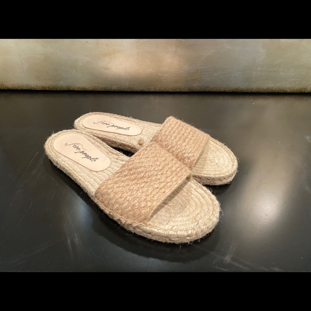 free people ‘beach front’ tan slides